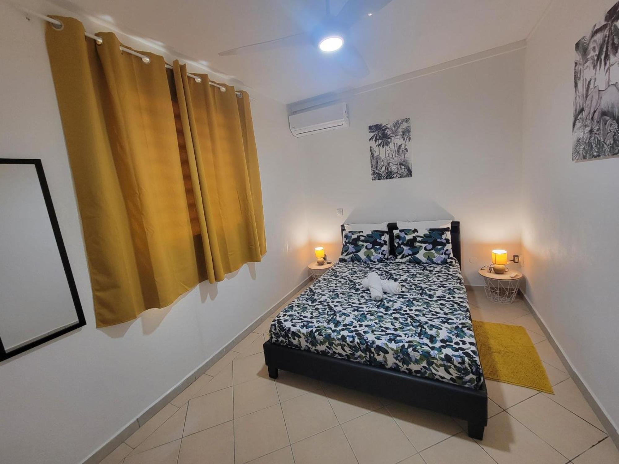 Henri Mango Apartman Les Abymes Kültér fotó